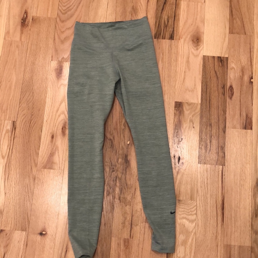 Light green workout leggings